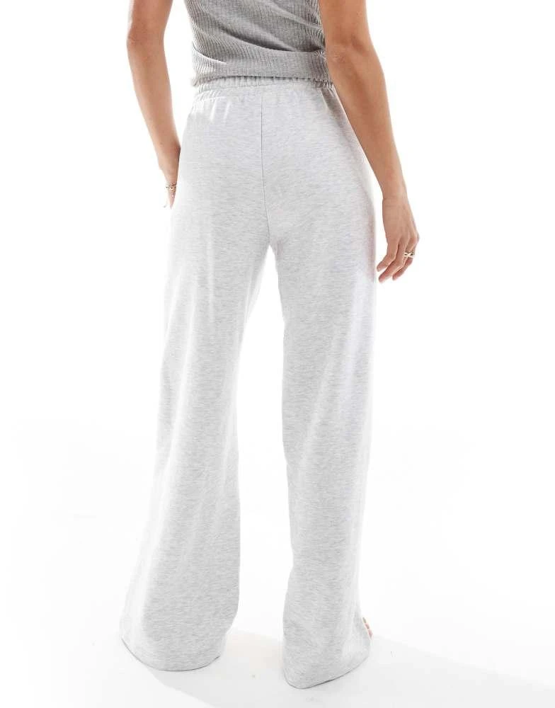 Bershka Bershka Petite wide leg joggers in grey marl 4