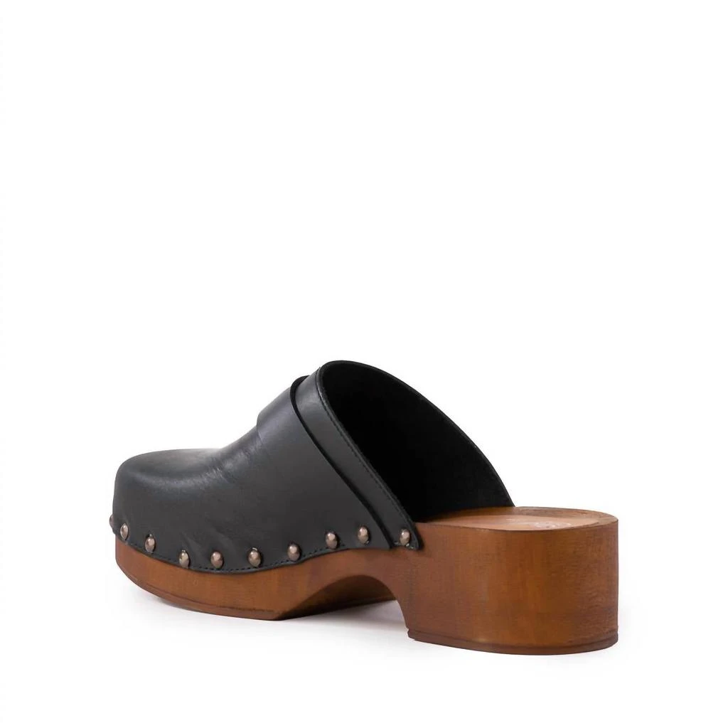 Seychelles Loud & Clear Clog In Black 4