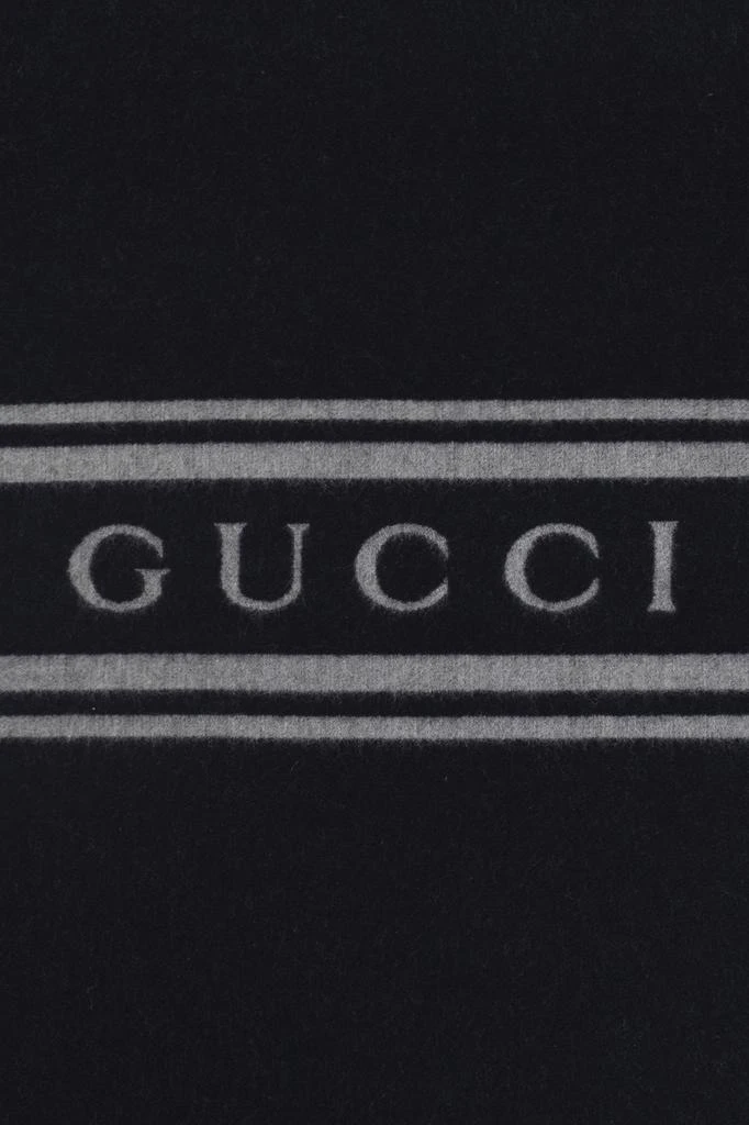 Gucci Wool scarf with logo 4