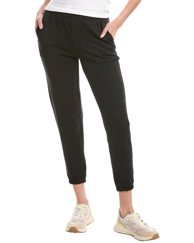 Vince Essential Jogger 1