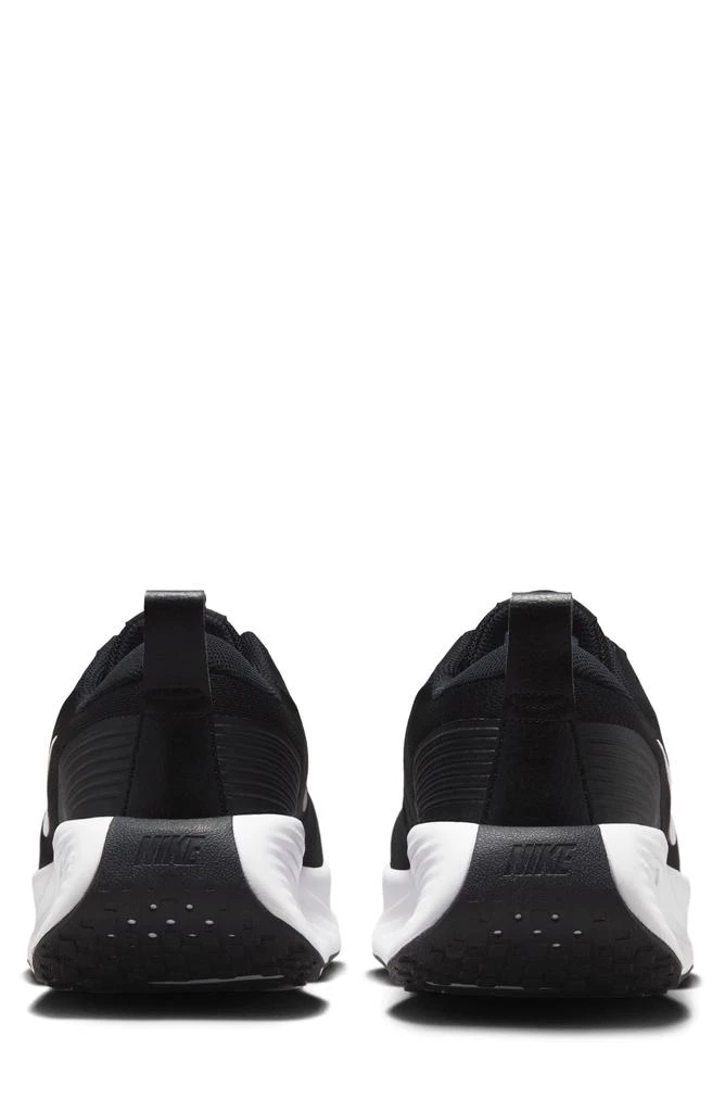 NIKE Promina Walking Sneaker 2