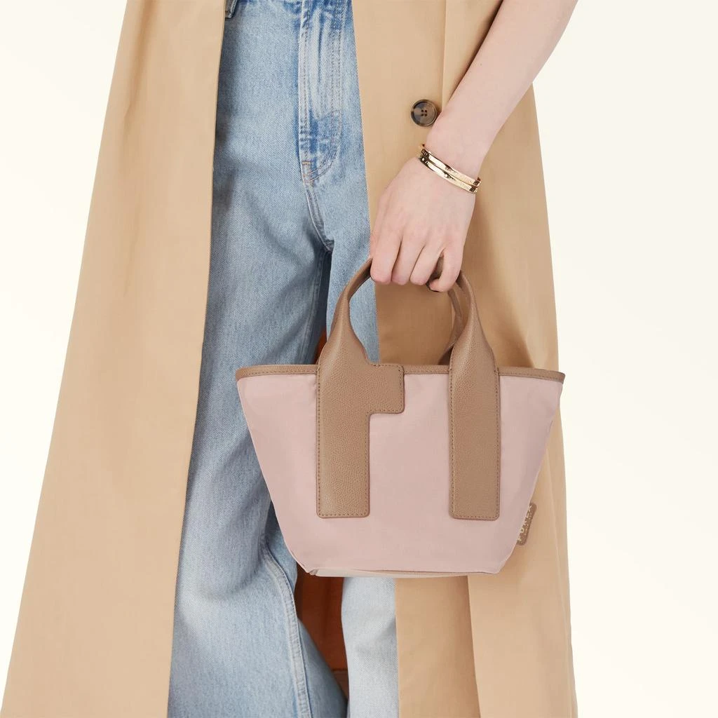 Shop Furla Piuma on Sale at BeyondStyle – Get 31% Off Furla Piuma
