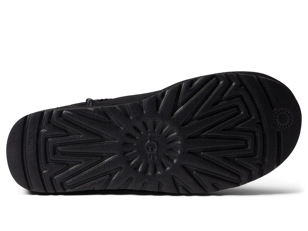 UGG Classic Short II 3