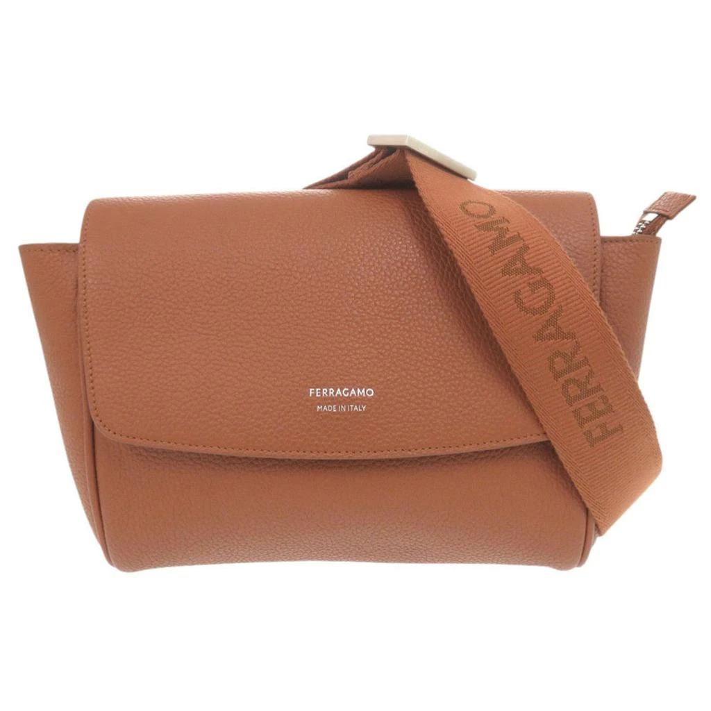 Salvatore Ferragamo Leather Fanny Pack Sling Bag (Pre-Owned)