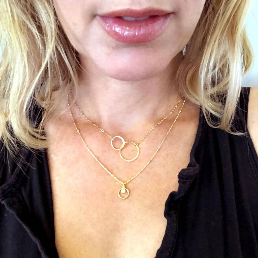 Jessica Elliot Women
s Eternity Circle Necklace 2