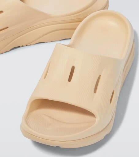 Hoka One One Ora Recovery slides 3