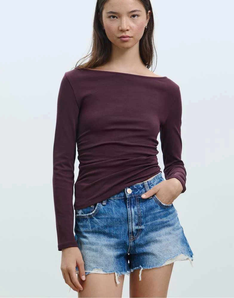 Stradivarius Stradivarius Long sleeve t-shirt with gathering in purple