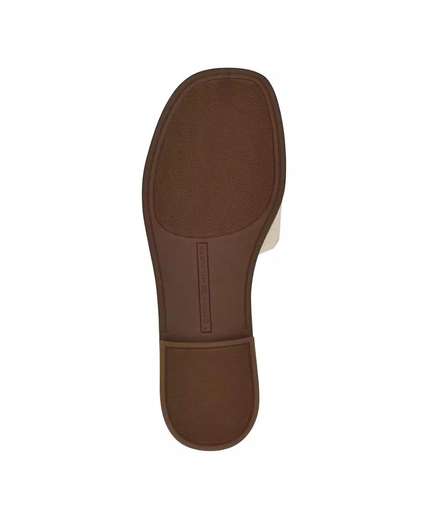 Tommy Hilfiger Women's Tanyha Casual Flat Sandals 5