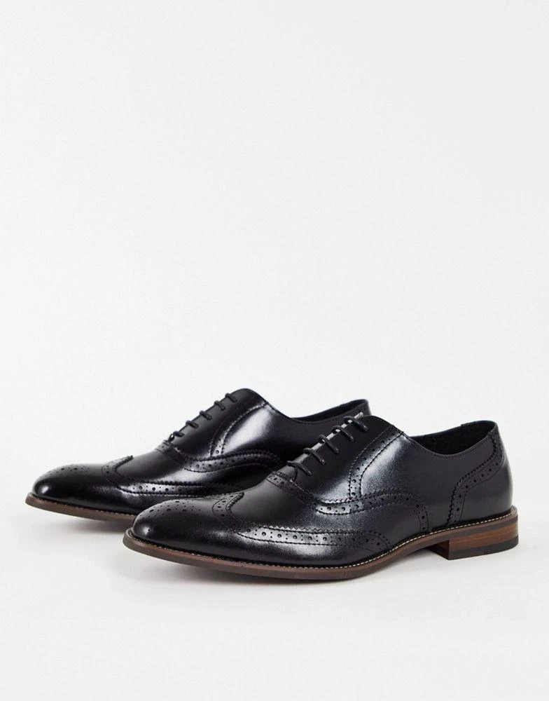 Gianni Feraud Gianni Feraud lace up brogue in black 1
