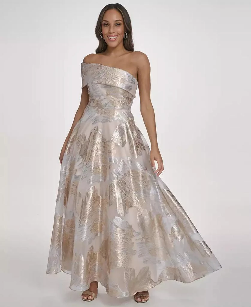 Shop Organza Floral Foil Print Gown on Sale at BeyondStyle  Get 50% Off  Organza Floral Foil Print Gown with Limited-Time Flash Deals, Exclusive  Discounts, and Special Offers. Enjoy Unbeatable Savings on