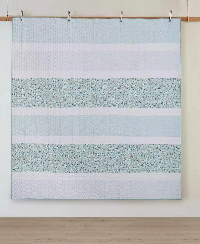 Macy's Caralie Seersucker 4 Piece Quilt Set 18