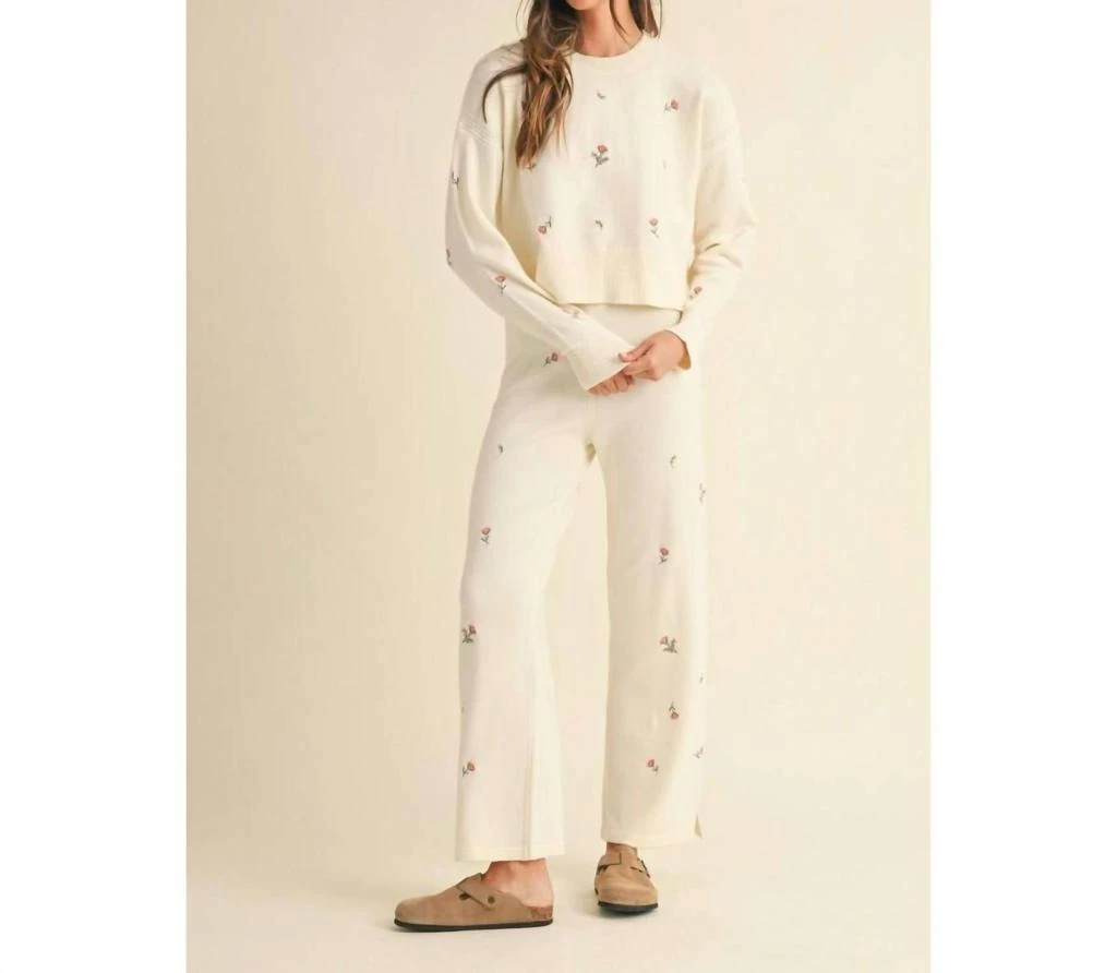 MABLE Mable - Floral Embroidered Lounge Set 3