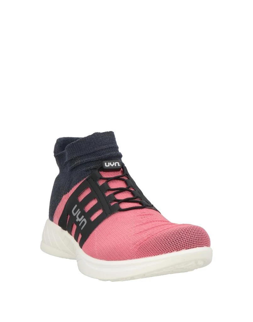 UYN Sneakers 2