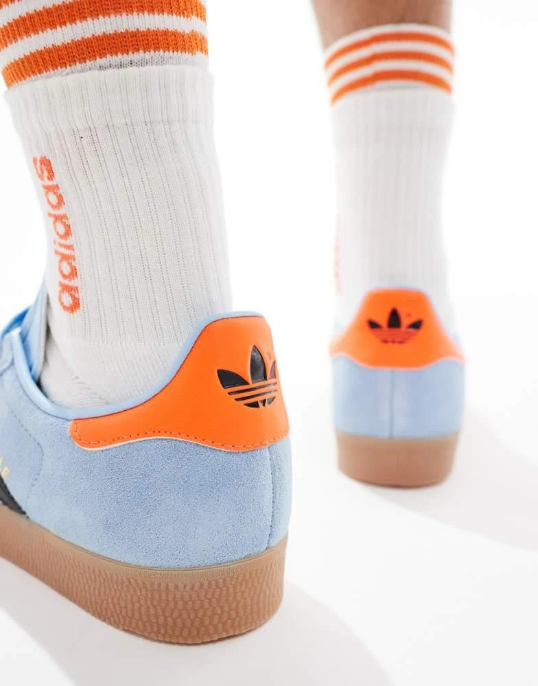 Adidas adidas Originals Gazelle trainers in blue and indigo with gum sole 3