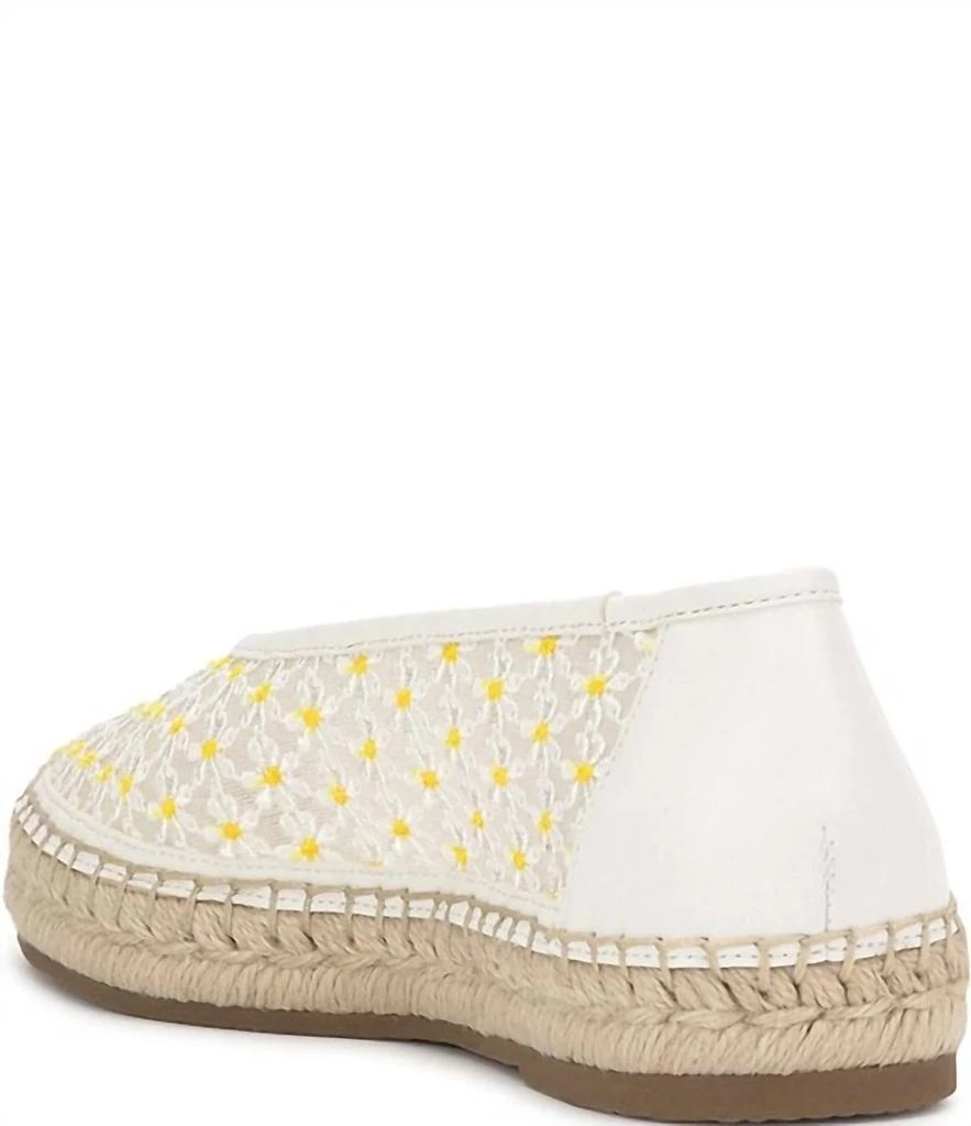Jessica Simpson Jessica Simpson - Women's Lucciea Daisy Embroidered Ballet Flats 3