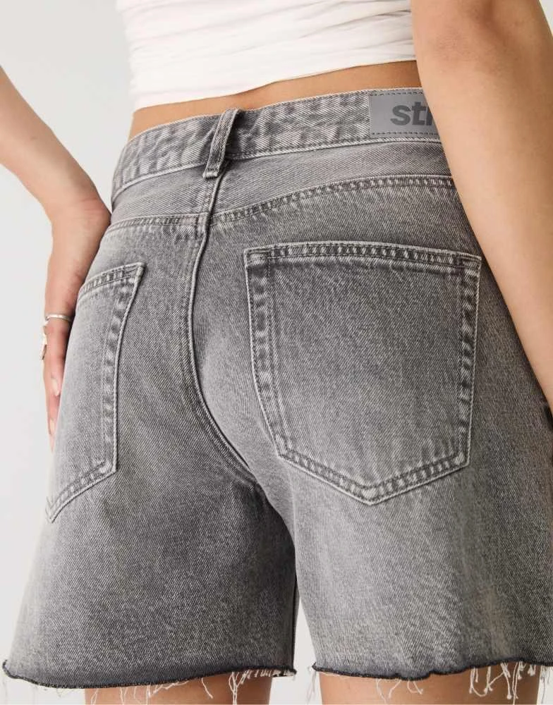 Stradivarius Stradivarius denim bermuda shorts in washed black 4