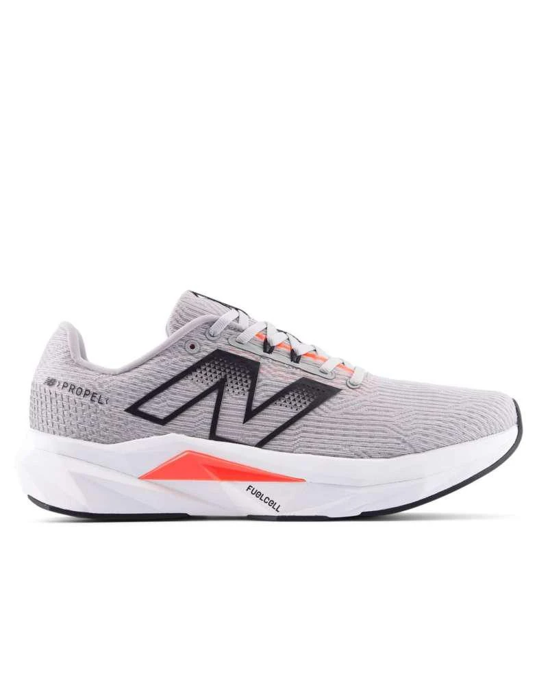 New Balance Fuelcell propel v5 running trainers in light  display picture 3
