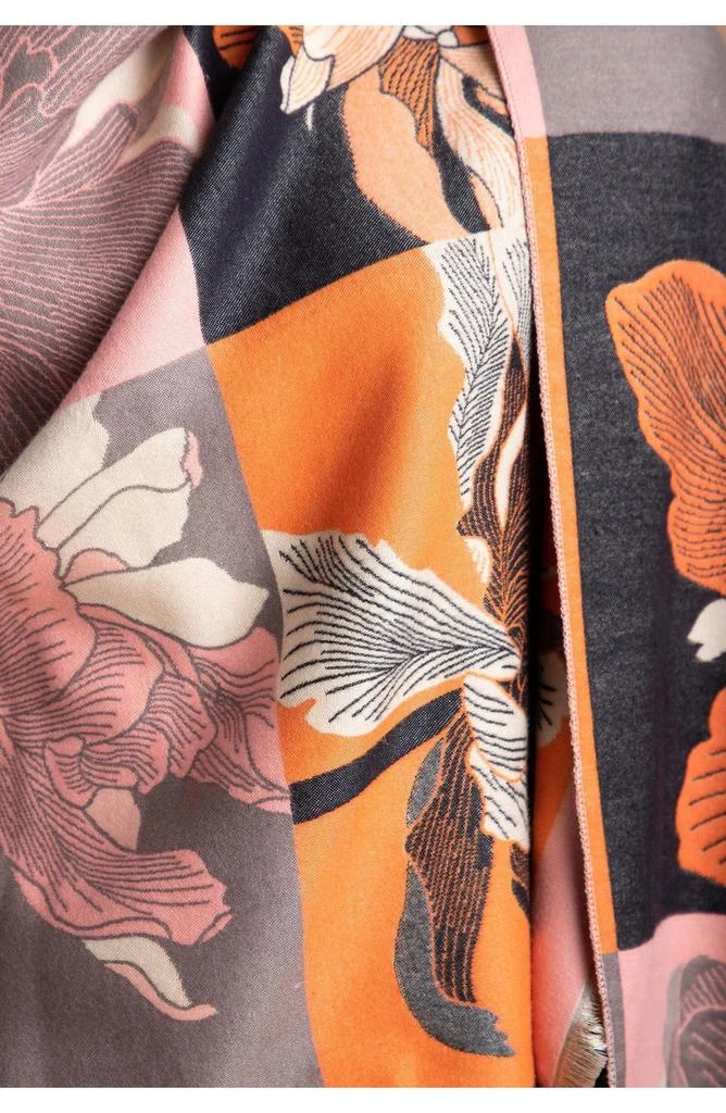 SAACHI Floral Reversible Scarf 2