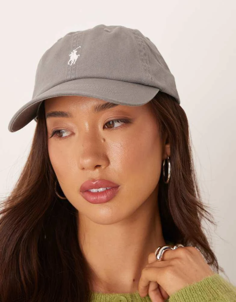 Urban Outfitters Après Ski Beanie Shot Cup 4-Pack - Hats 