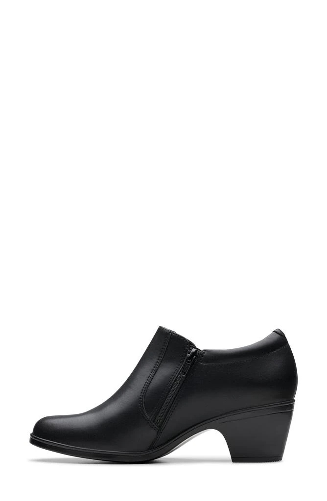 Clarks Emily Reyna Bootie 8