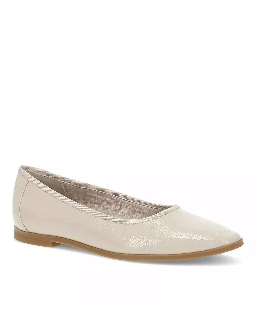 Baretraps Women's Tania Casual Flats 14