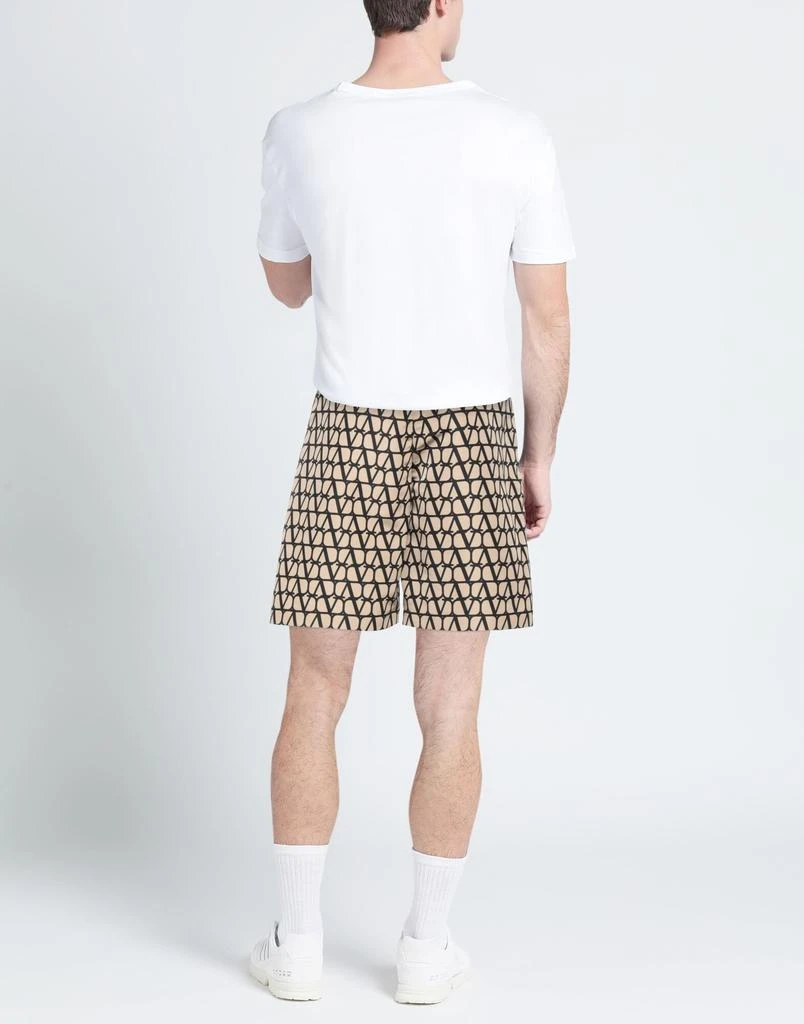 Valentino Shorts
Bermuda 3