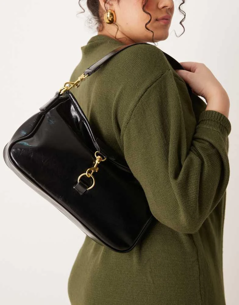 Glamorous Glamorous slouch shoulder bag with gold clasp in black 1