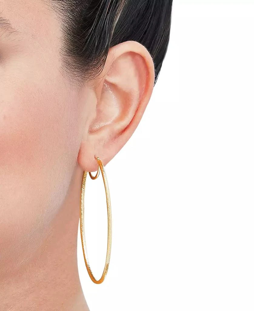 Italian Gold Oval Hoop Earrings in 14k Gold 2