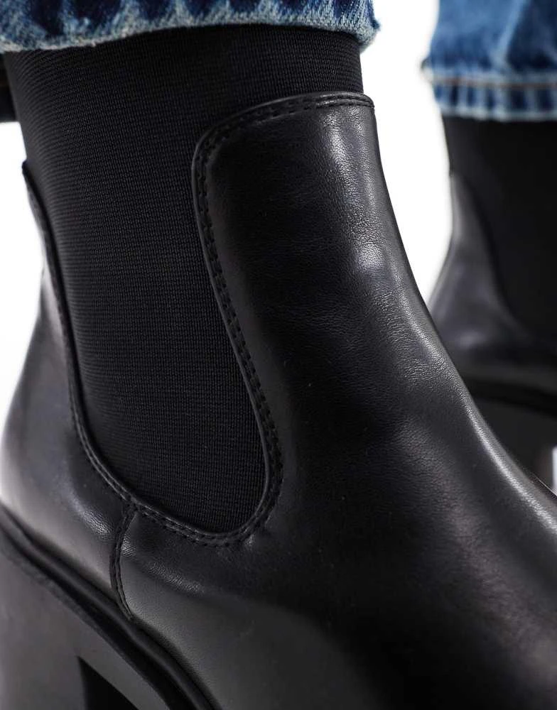ASOS ASOS DESIGN Wide Fit Rowan chunky chelsea boots in black 4