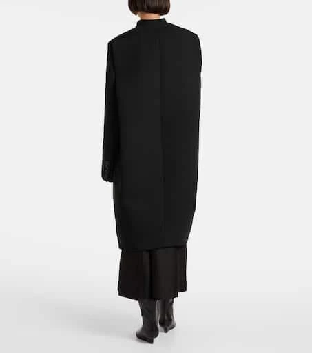 Totême Deep pleated coat 3