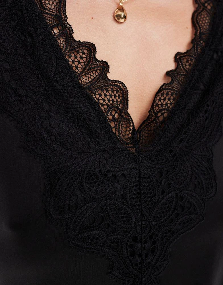 Y.A.S. YAS v neck lace detail vest top in black - BLACK 3