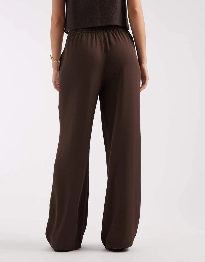 JJXX JJXX drawstring trousers in brown 5