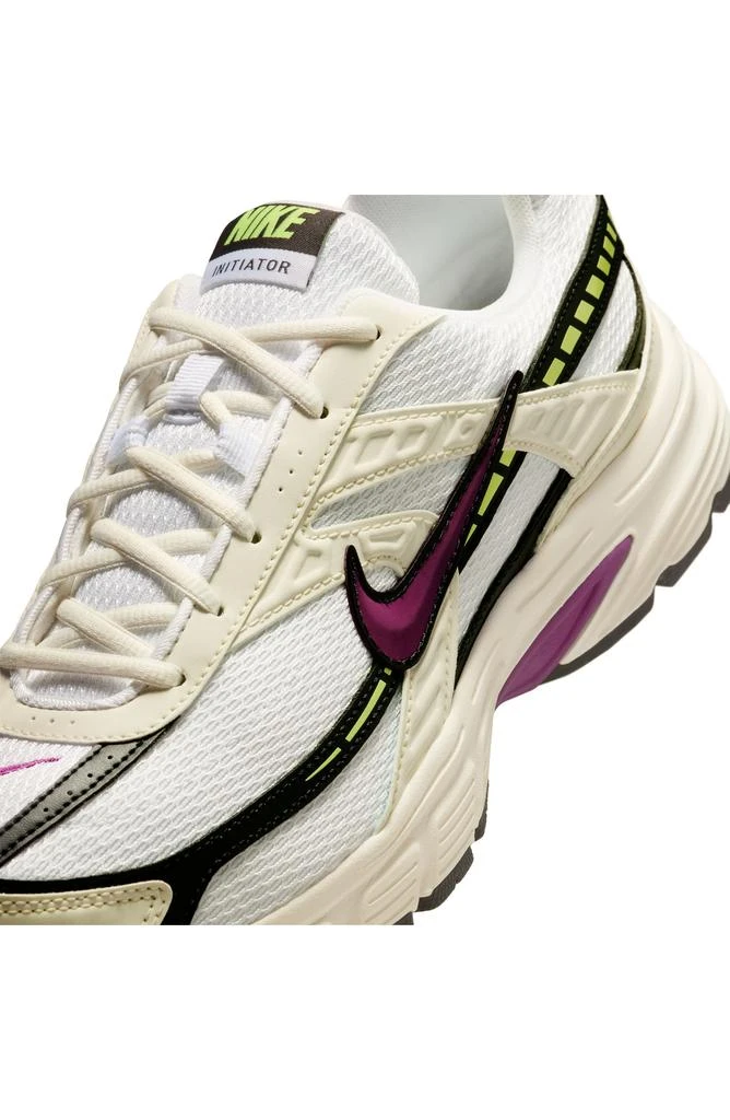 NIKE Initiator Running Shoe 9