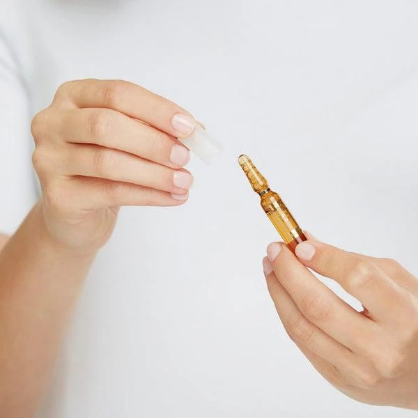 ISDIN ISDIN ISDINCEUTICS Instant Flash Lifting and Firming Serum with 8h Duration (5 Ampoules) 5