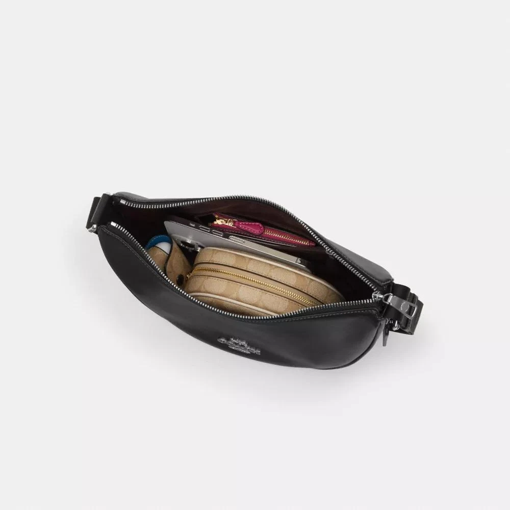 Coach Pace Shoulder Bag In Signature Canvas 5