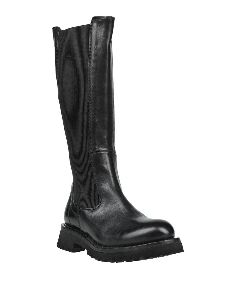 MOMA Boots 2