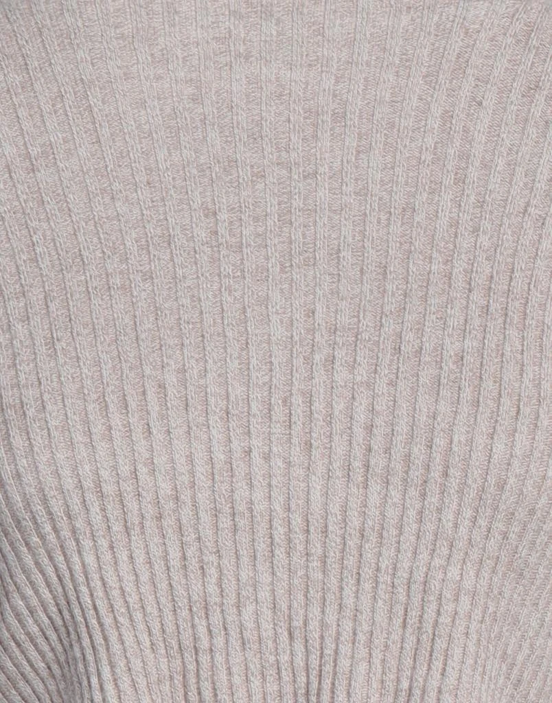 Baserange Sweater 4