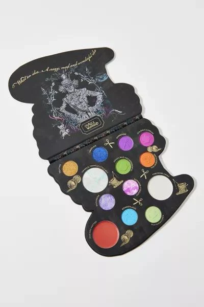 Revolution Beauty Revolution Beauty X Alice In Wonderland Mad Hatter Makeup Palette 2