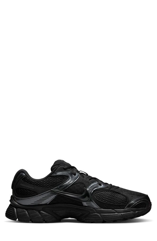 NIKE V5 RNR Sneaker 3