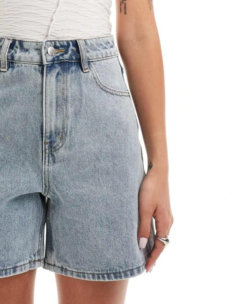 Urban Revivo Urban Revivo denim jorts in light blue wash 3