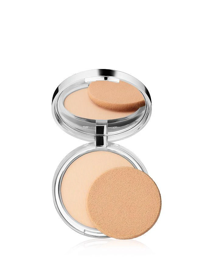 Clinique Stay-Matte Sheer Pressed Powder 1