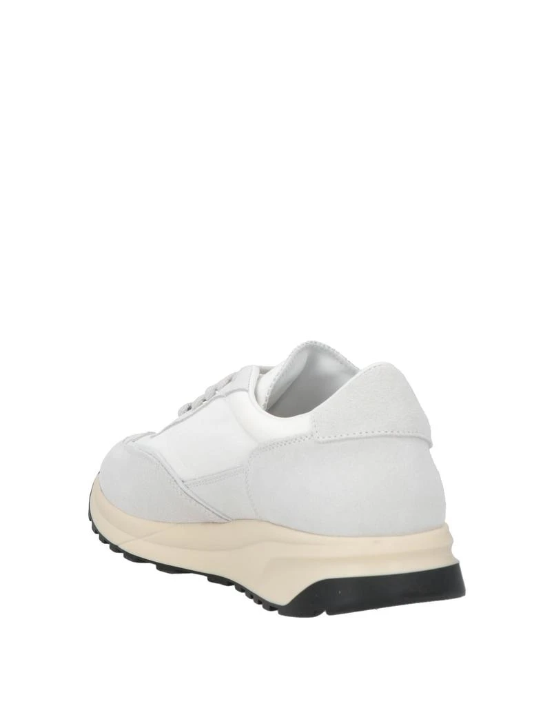 Common Projects Sneakers 3
