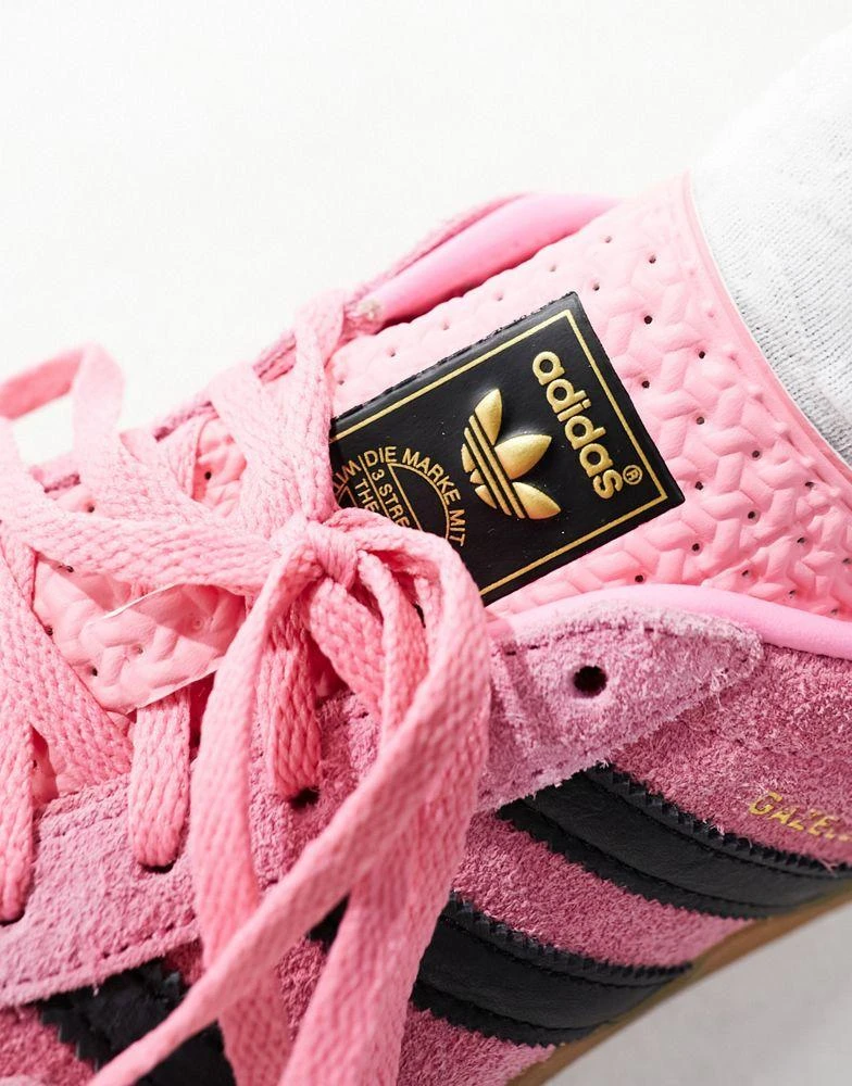 Adidas adidas Originals Gazelle Indoor trainers in pink and black with gum sole 3