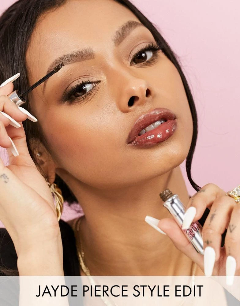 Benefit Cosmetics Benefit Gimme Brow 1