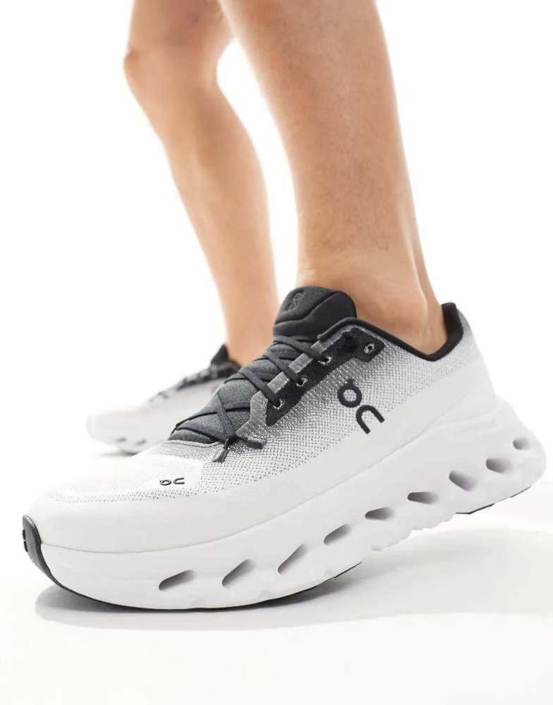 On ON Cloudtilt all day trainers in black ivory 1