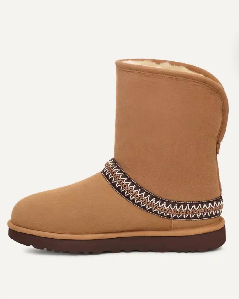 UGG Ugg - Classic Short Crescent Boots