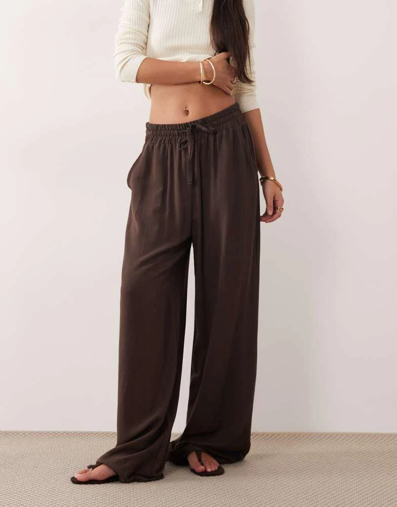 ASOS ASOS DESIGN linen blend pull on drawstring waist wide leg trouser in chocolate 5