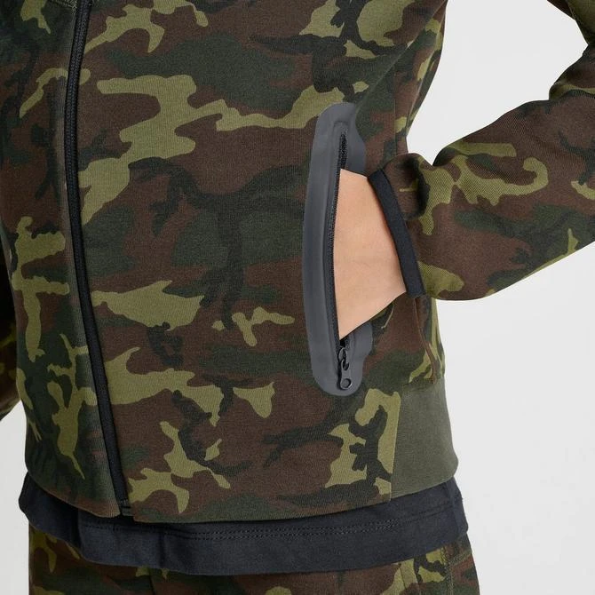 NIKE Boys' Nike Tech Fleece Camo Full-Zip Hoodie 6