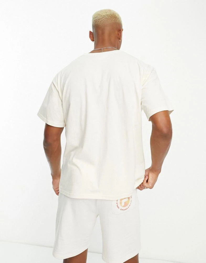 Fila Fila Gordon t-shirt with retro back print in off white 2