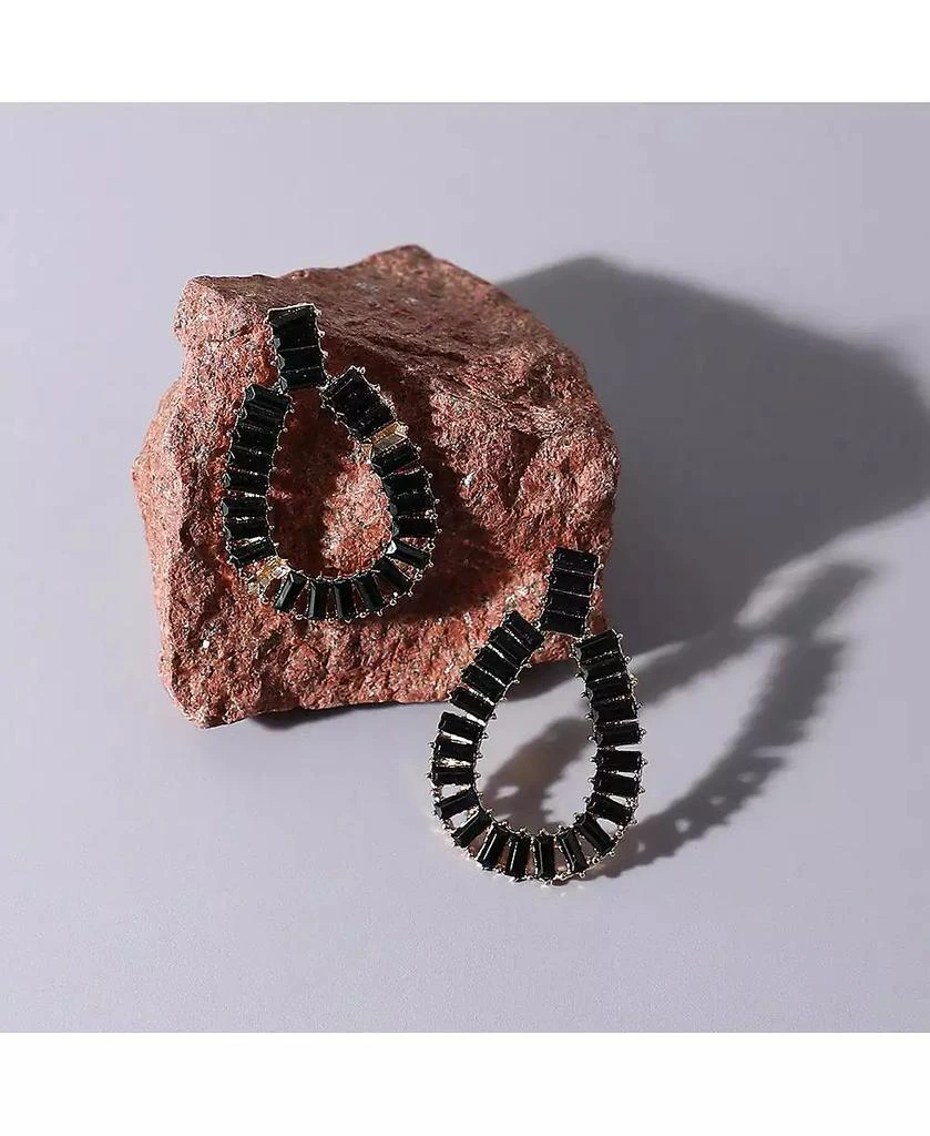 SOHI Women
s Lined Drop Earrings 2